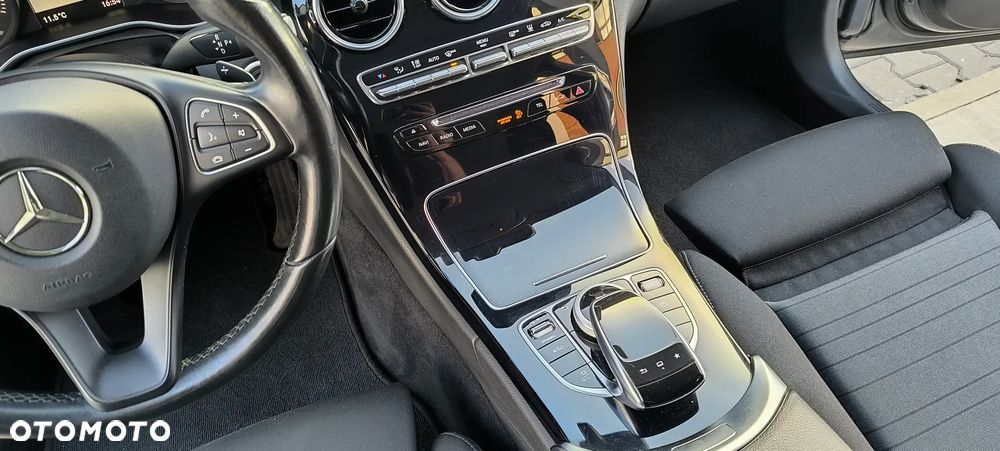 Mercedes-Benz Klasa C 350 e 7G-TRONIC Avantgarde - 19