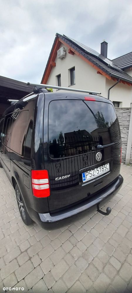 Volkswagen Caddy Comfortline BMT - 6