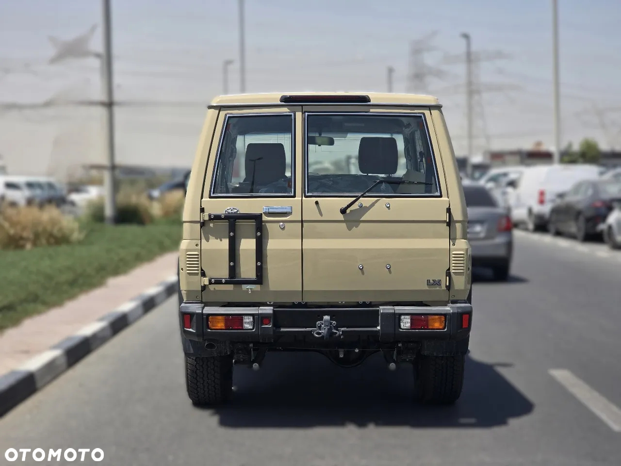 Toyota Land Cruiser - 3