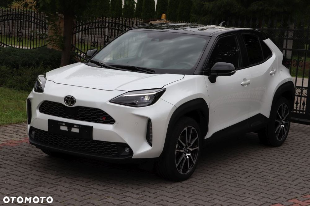 Toyota Yaris Cross 130 1.5 VVT-i GR Sport - 18