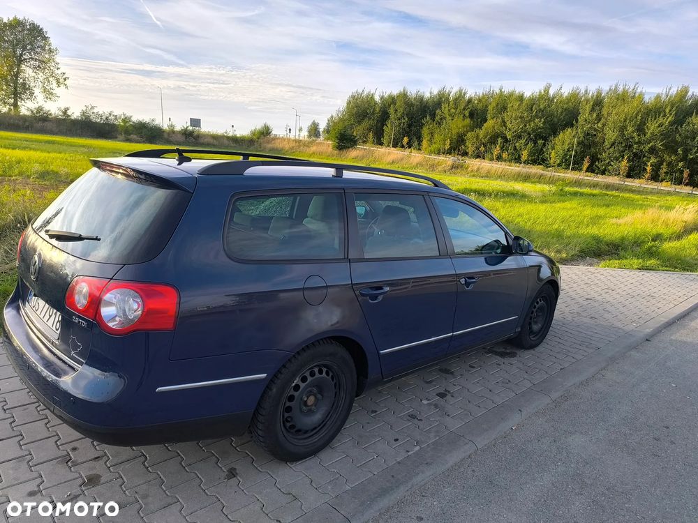 Volkswagen Passat 2006 photo 2