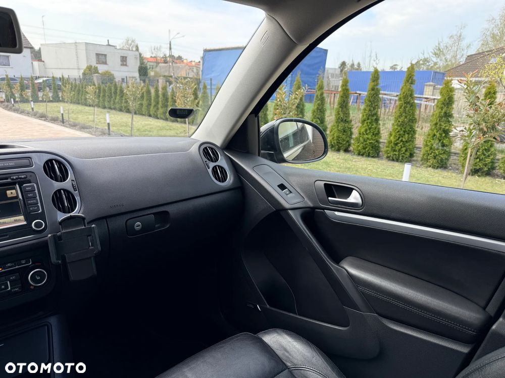 Volkswagen Tiguan 2.0 TDI 4Mot Perfectline R-Style DSG - 22