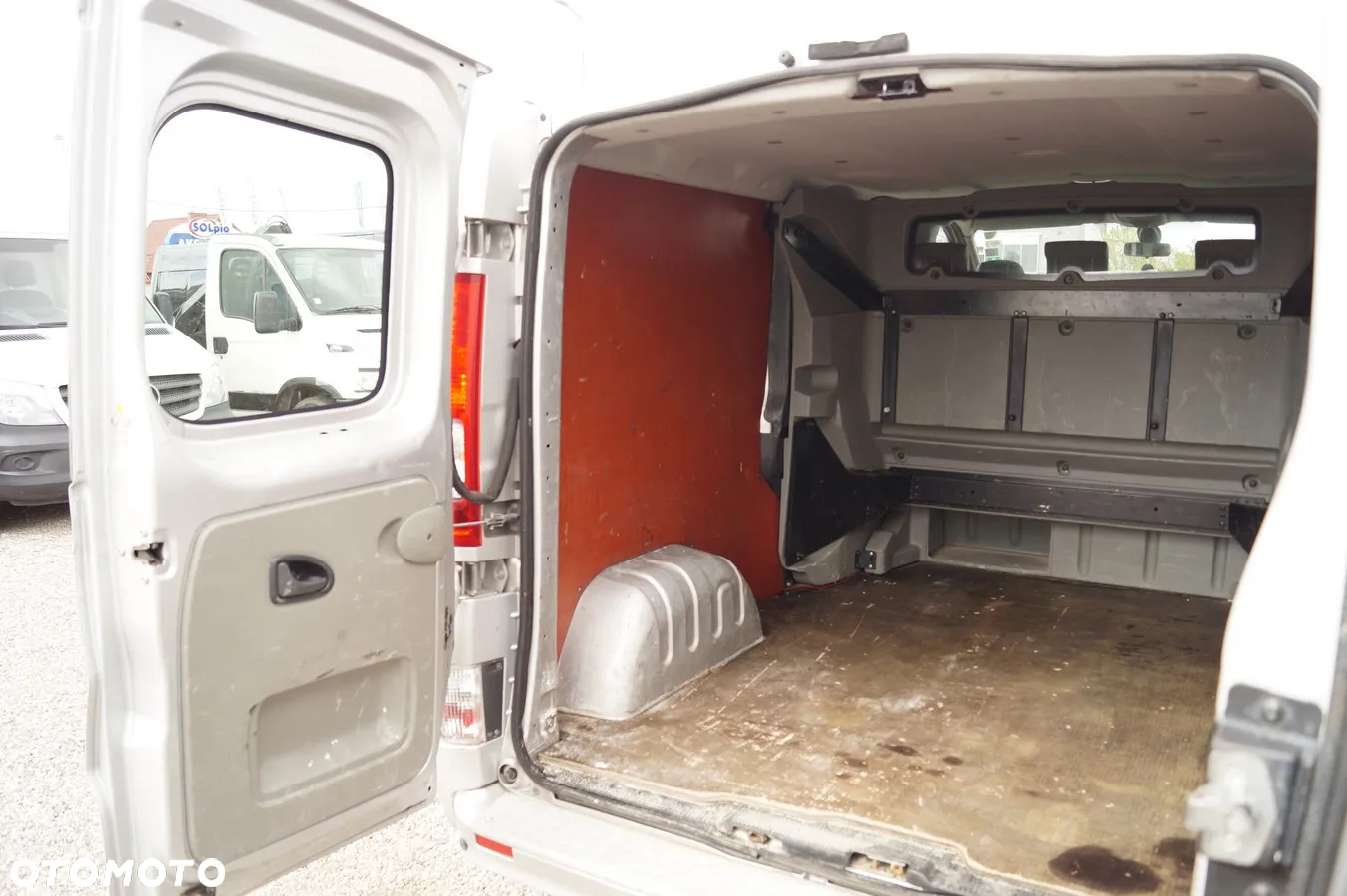 Renault Trafic - 24