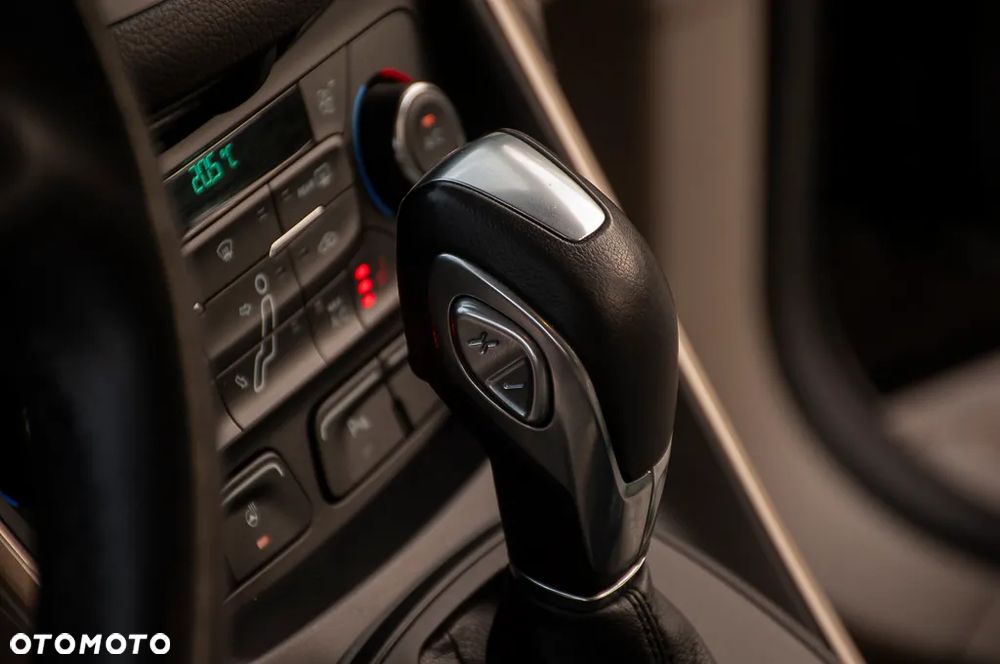 Ford C-MAX 1.5 EcoBoost Start-Stop-System Titanium - 37