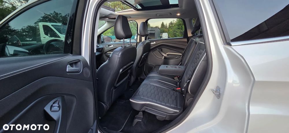 Ford Kuga - 26
