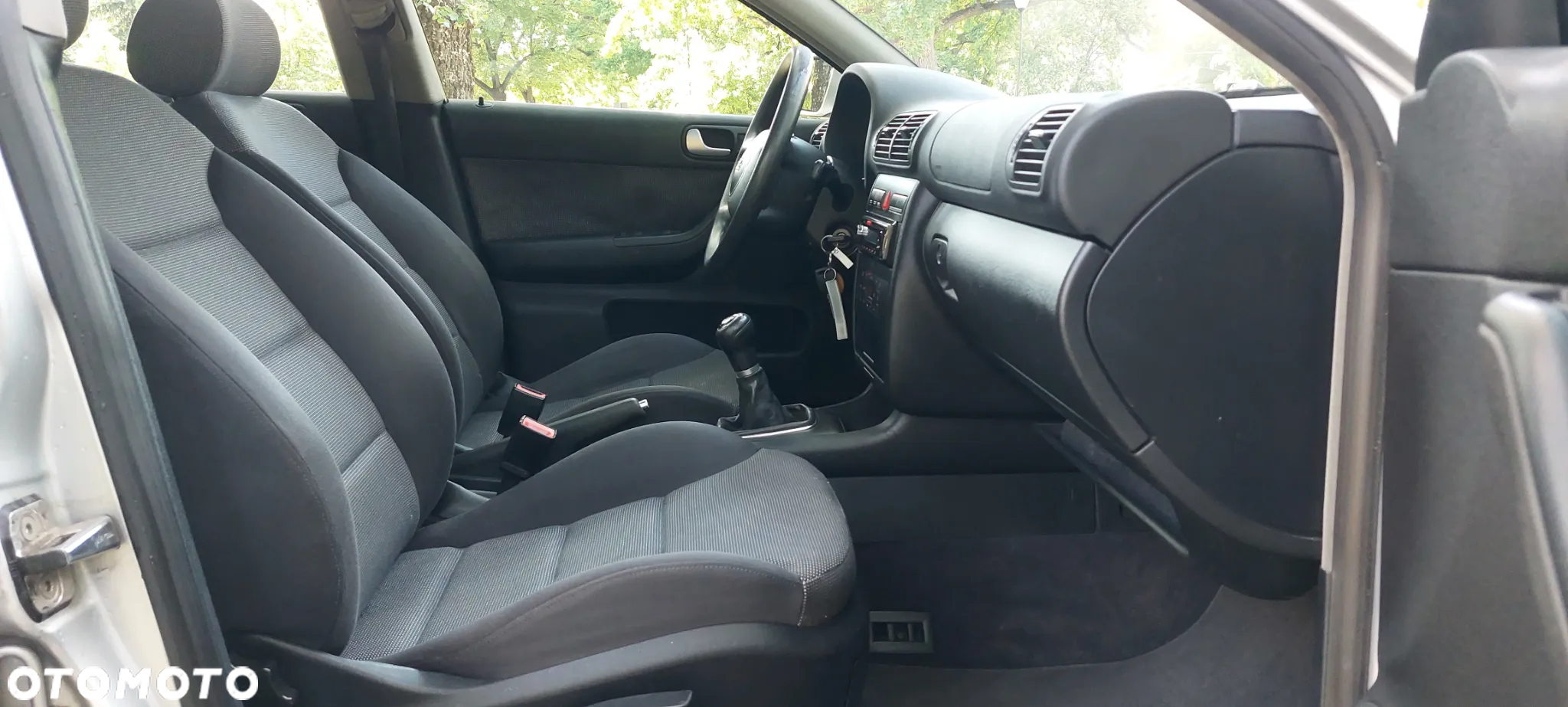 Audi A3 1.6 Ambiente - 22