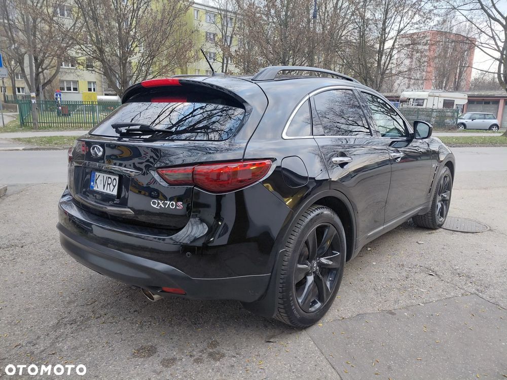 Infiniti QX70 3.7 AWD S Premium - 4