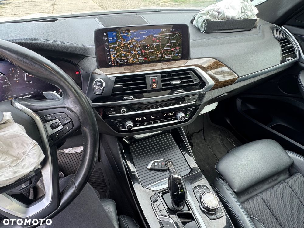 BMW X3 xDrive30i xLine - 9