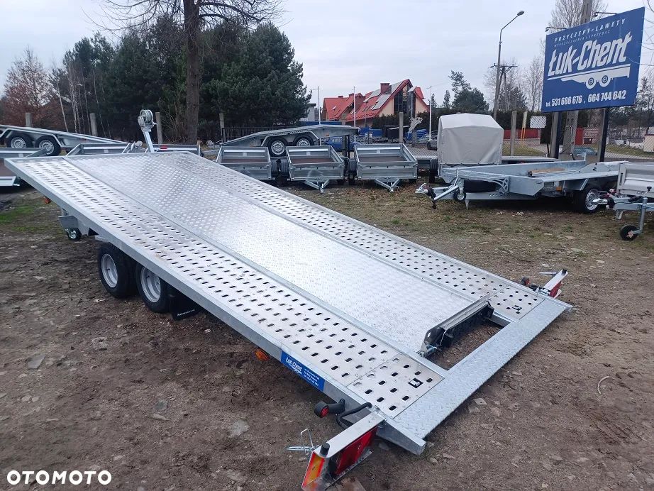 Niewiadów Saturn 4,5m DMC 2700 kg - 10