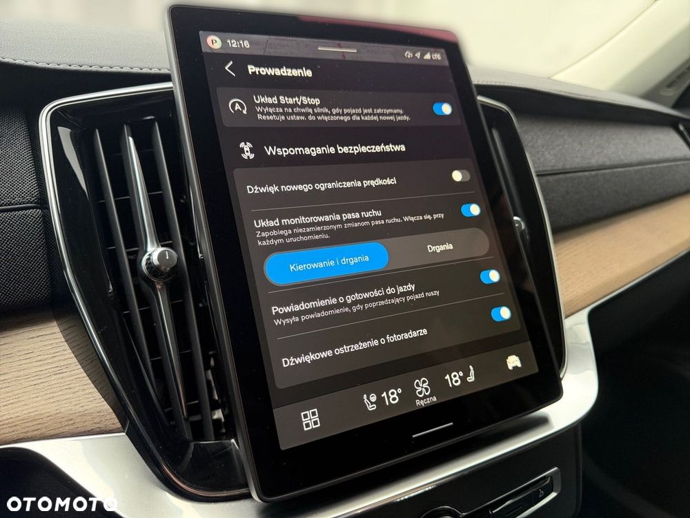 Volvo XC 90 - 26