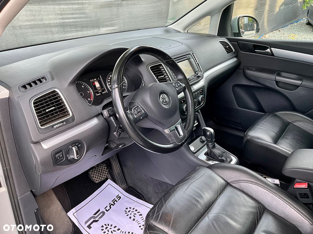 Volkswagen Sharan 2.0 TDI DSG BlueMotion Technology Highline - 30
