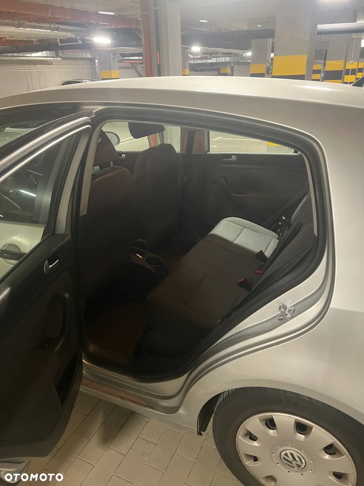 Volkswagen Golf Plus - 8