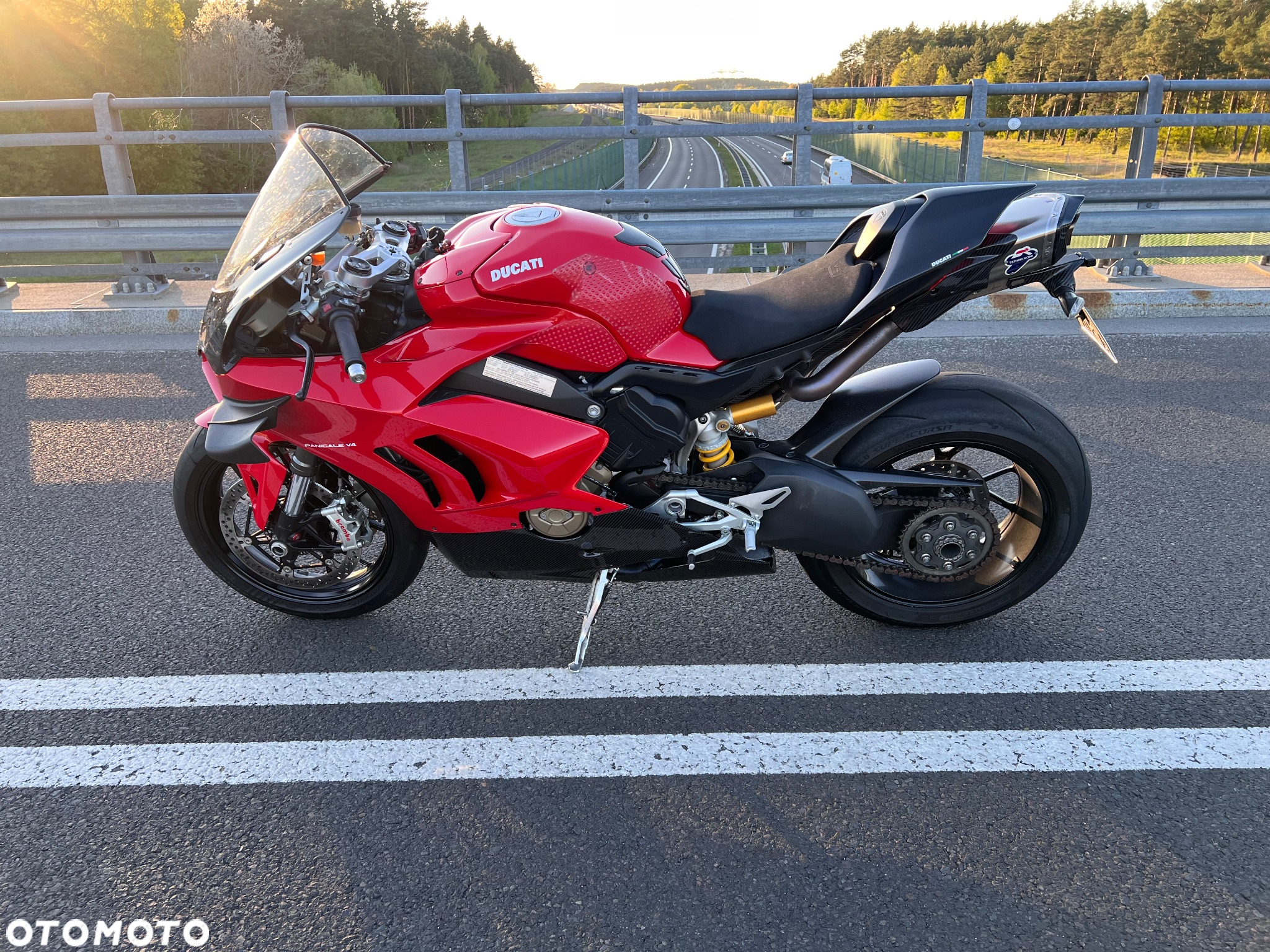 Ducati Panigale V4 - 4
