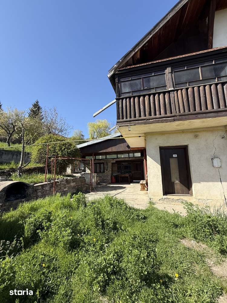 Vilă P+1+M, teren 1.584 mp, poziție ultracentrală – Târgu Neamț - Imagine principală: 4/18