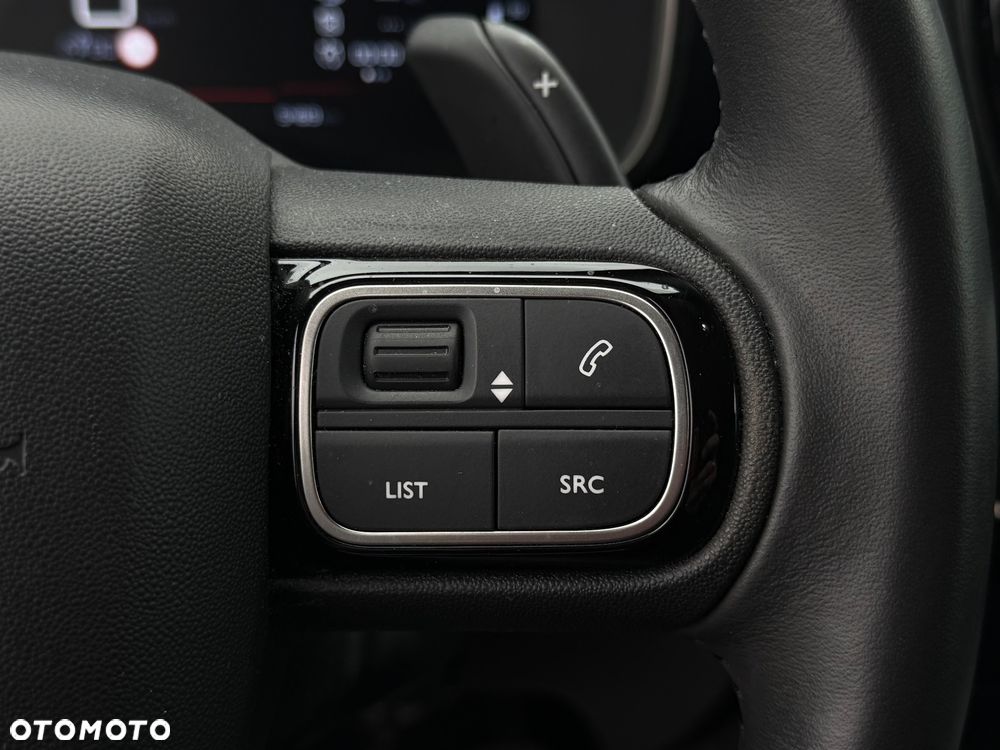 Citroën C5 Aircross 1.2 PureTech Live EAT8 - 33