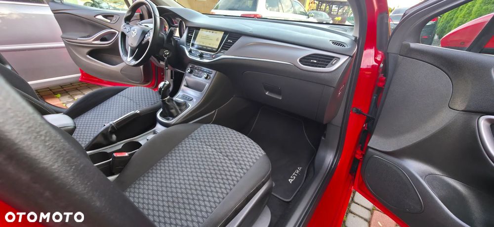 Opel Astra 1.4 Turbo Edition - 10