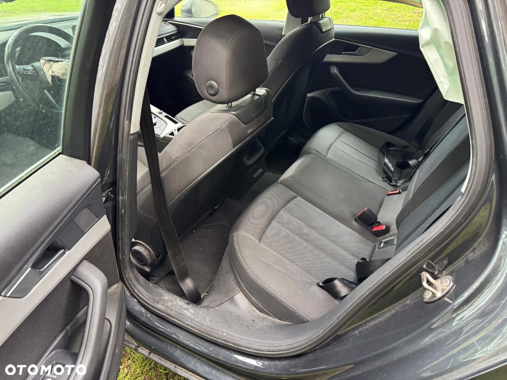 Audi A4 Avant 2.0 TDI DPF Ambiente - 19