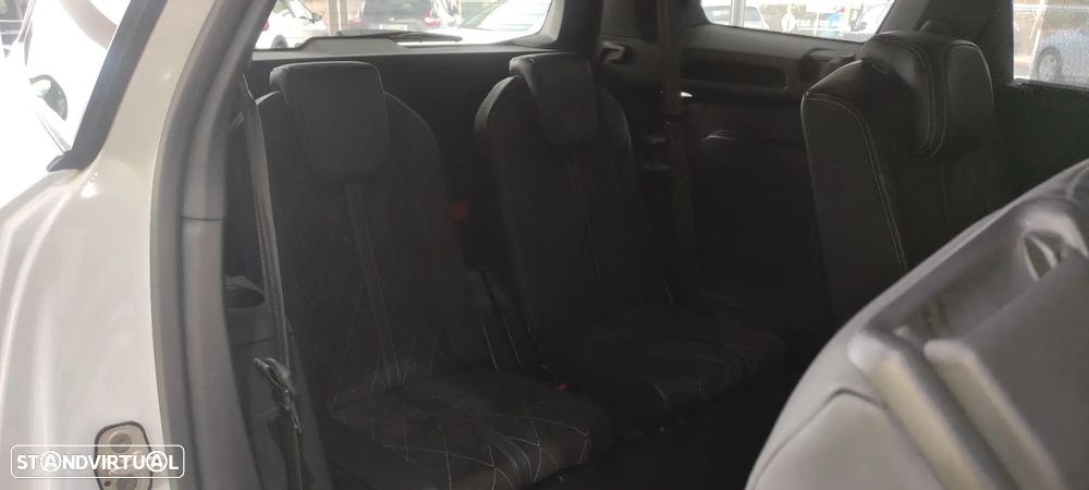 Peugeot 5008 2.0 BlueHDi GT EAT8 - 22