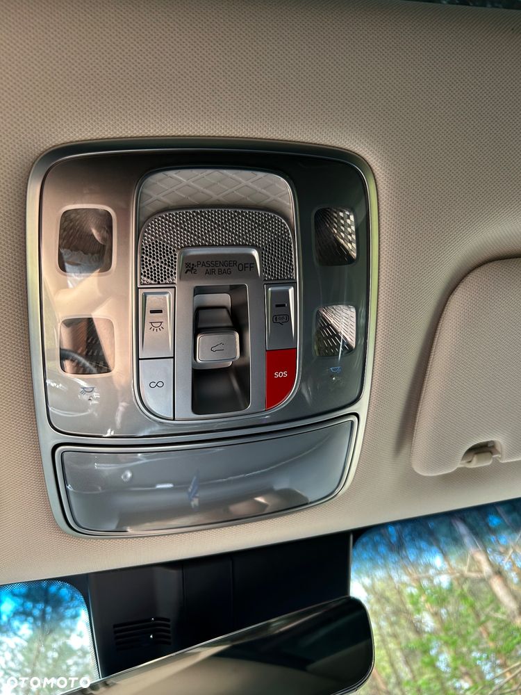 Genesis GV70 - 28