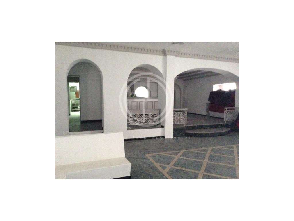 Prédio/Restaurante estrategicamente localizado na entrada de Almancil - Grande imagem: 5/20