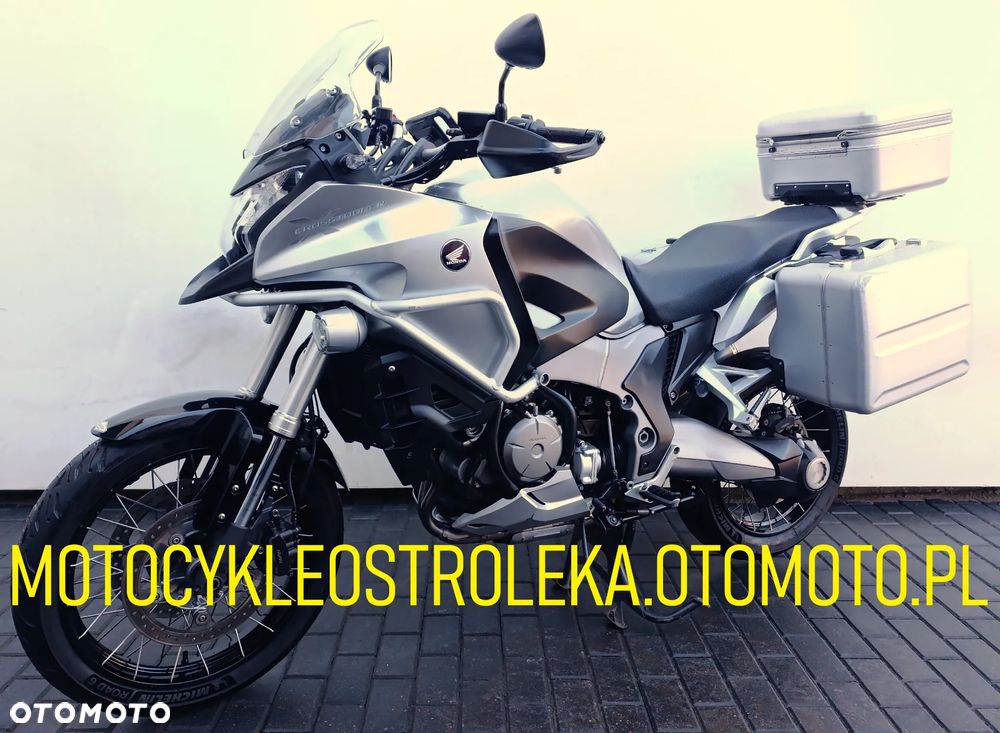 Honda VFR - 2