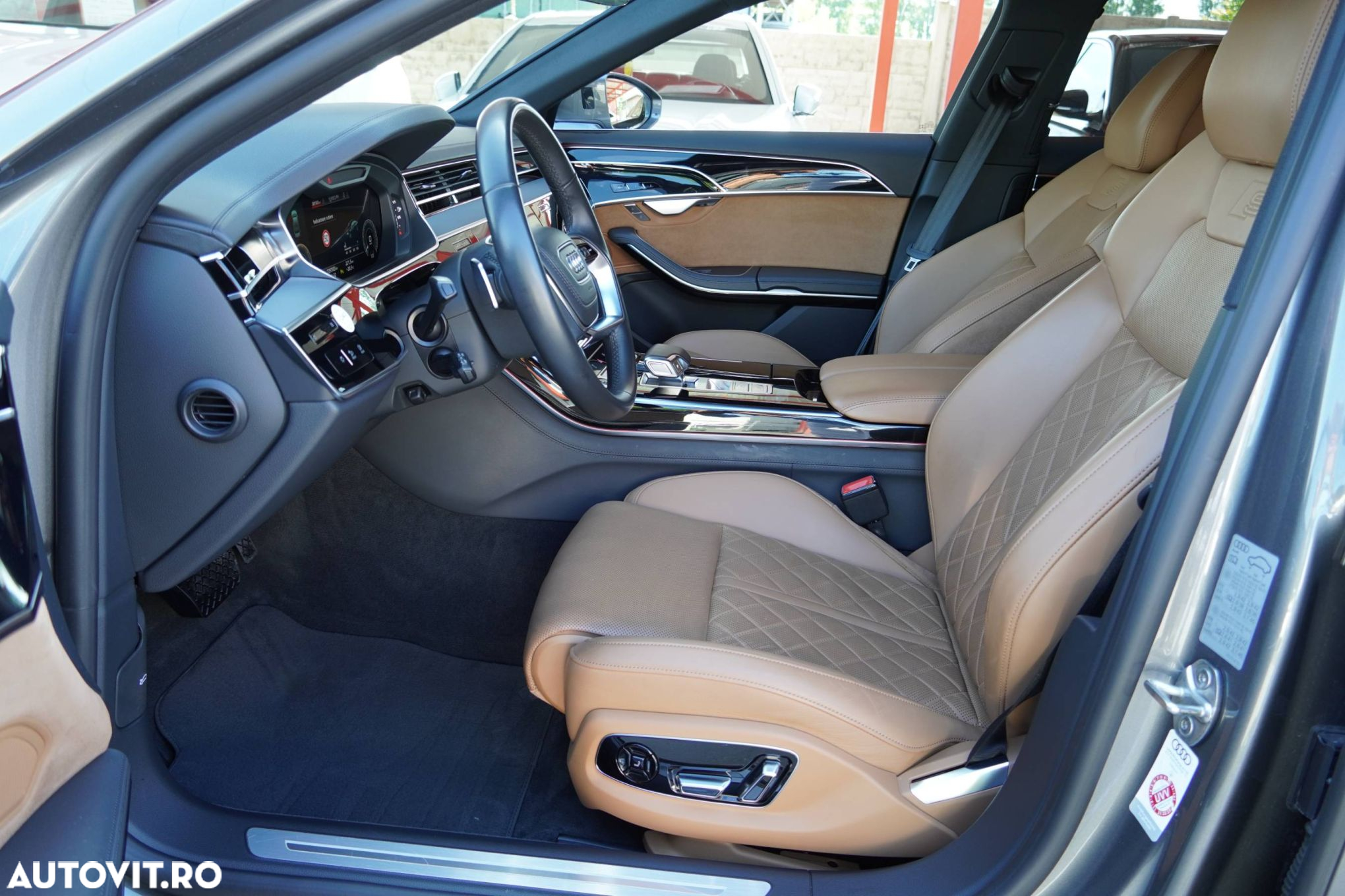 Audi A8 - 7