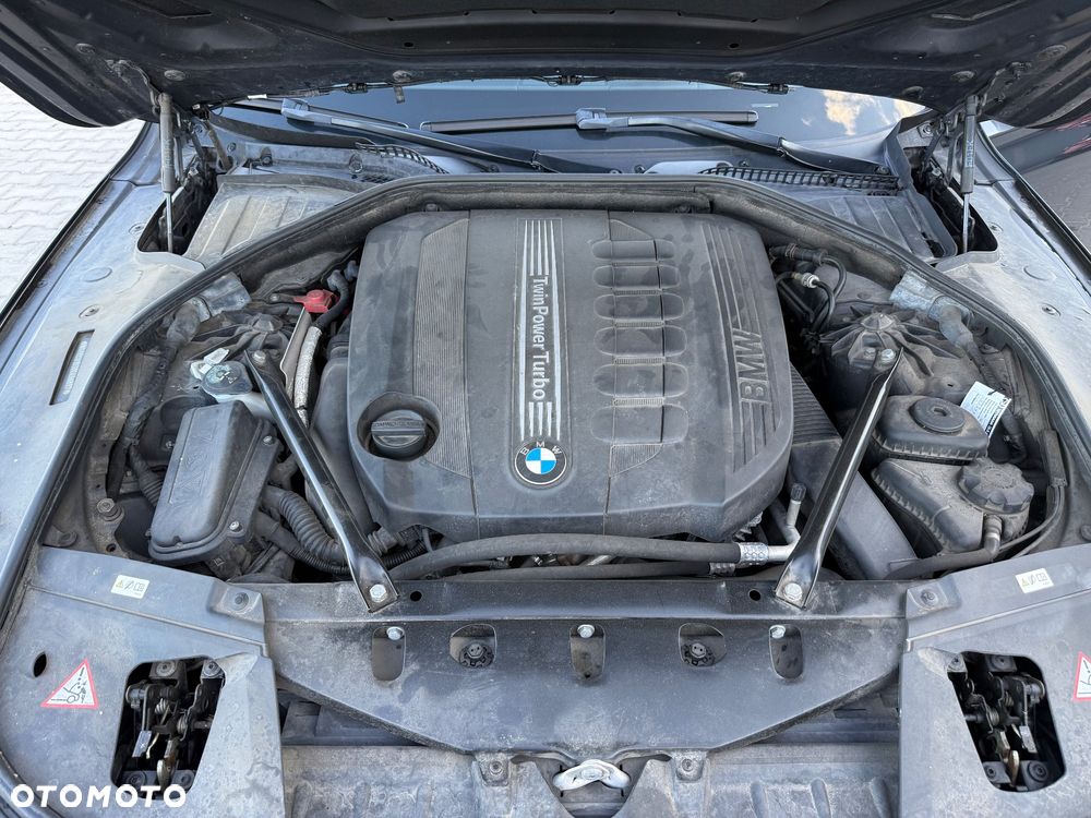 BMW Seria 7 740d xDrive - 23