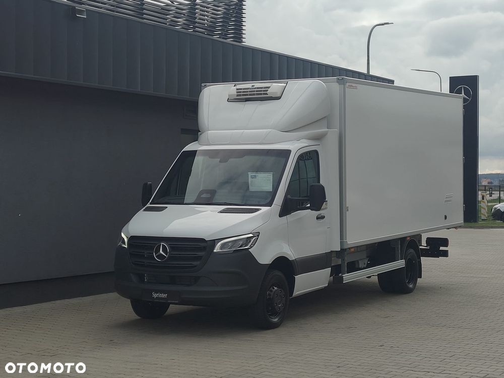 Mercedes-Benz Sprinter - 3