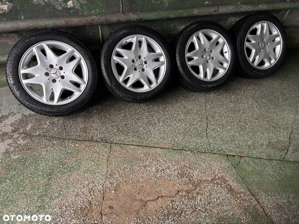 Mercedes-Benz Klasa E - 15