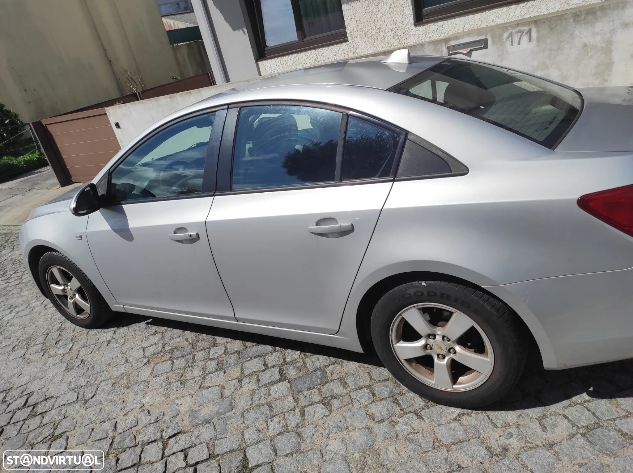 Chevrolet Cruze 1.6 LS - 7