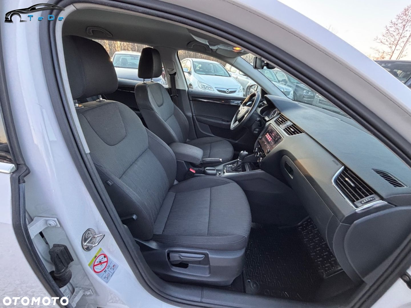 Skoda Octavia 2.0 TDI SCR L&K DSG - 24
