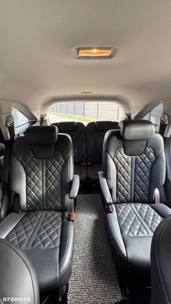 Kia Sorento - 31