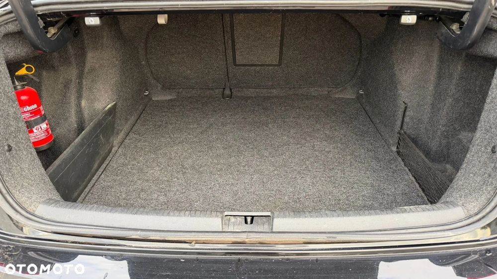Volkswagen Jetta 2.0 TDI DPF BMT Comfortline - 24