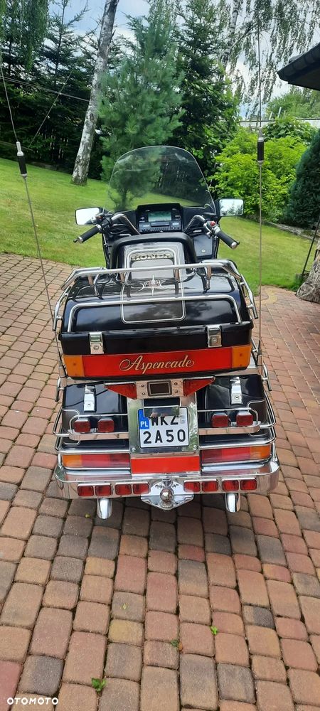 Honda GL - 6