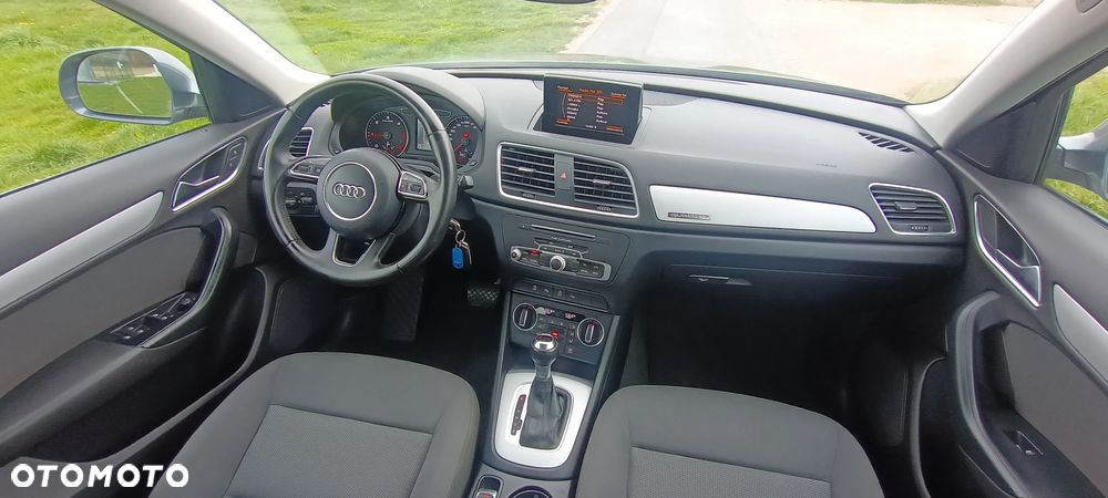 Audi Q3 2.0 TDI Quattro Design S tronic - 23