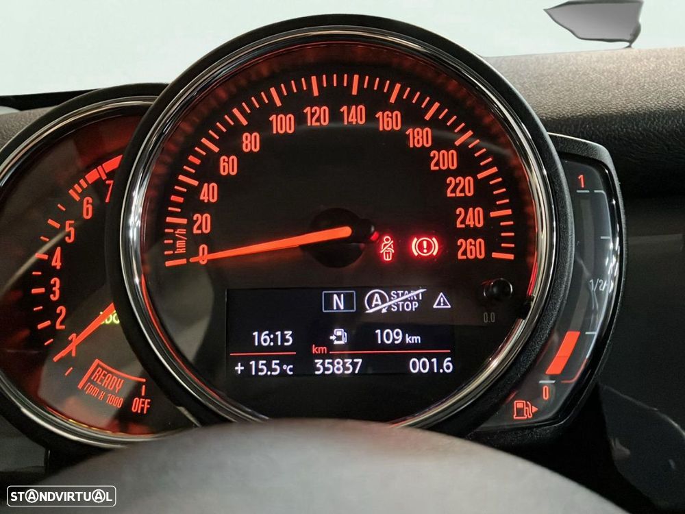 MINI 3 Portas One - 12