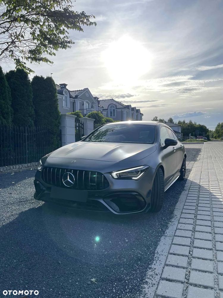 Mercedes-Benz CLA - 2