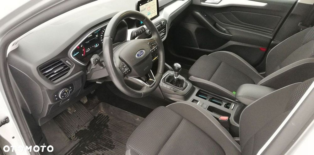 Ford Focus SW 1.0 EcoBoost Trend Edition - 12