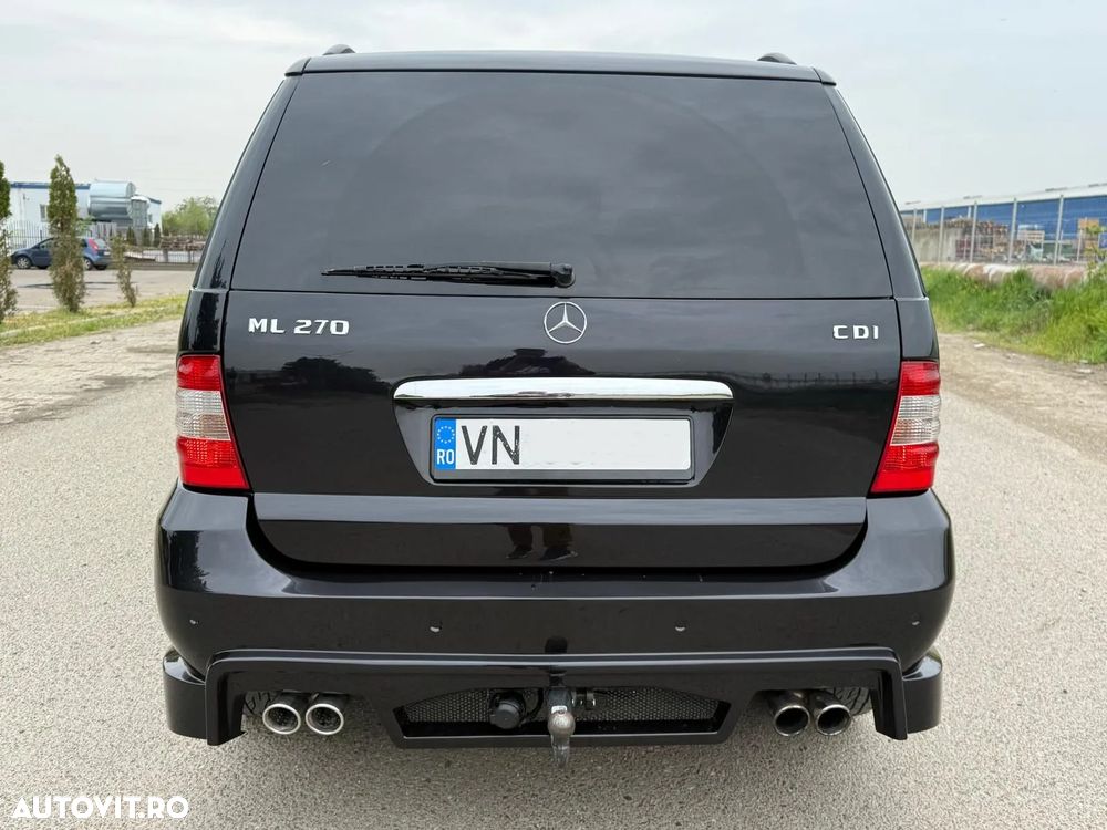 Mercedes-Benz ML 270 CDI - 12