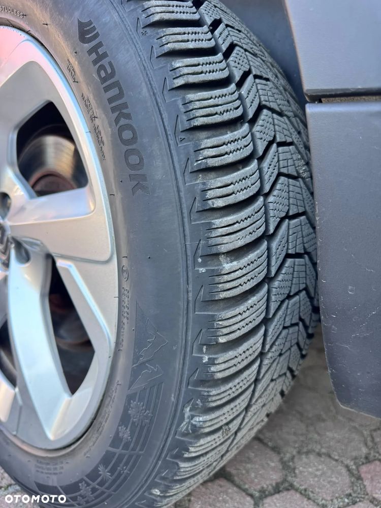Peugeot 3008 BlueHDi 130 Stop & Start EAT8 Allure - 24