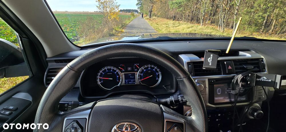 Toyota 4-Runner - 18