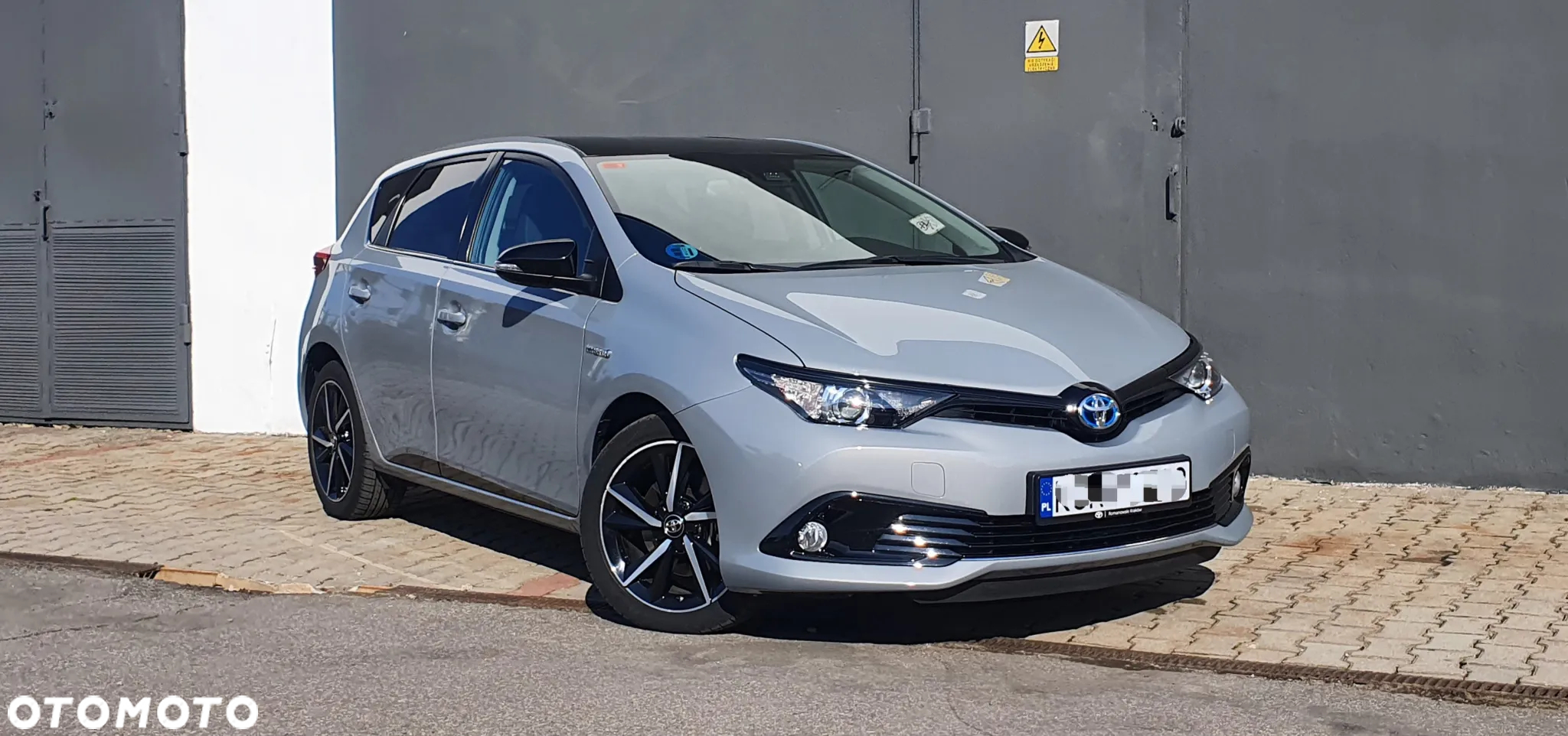Toyota Auris 1.8 VVT-i Hybrid Automatik Design Edition - 12