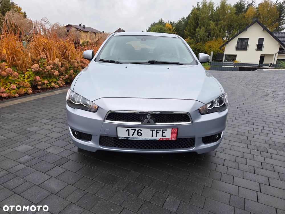 Mitsubishi Lancer Sportback 1.6 ClearTec - 2