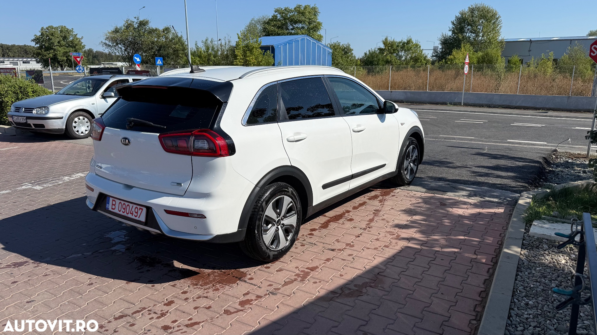 Kia Niro 1.6 GDI HEV 2WD OPF Aut. Edition 7 - 4
