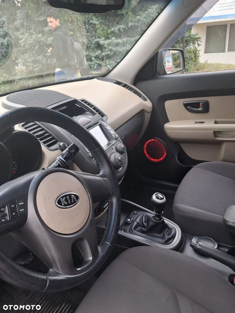 Kia Soul - 10
