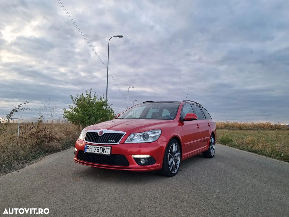 Skoda Octavia Combi 2.0 TFSI RS DSG - 1