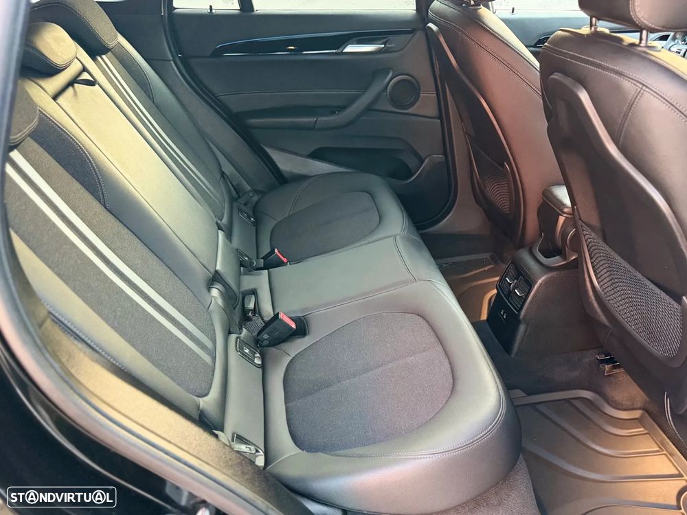 BMW X1 25 e xDrive Pack M - 10