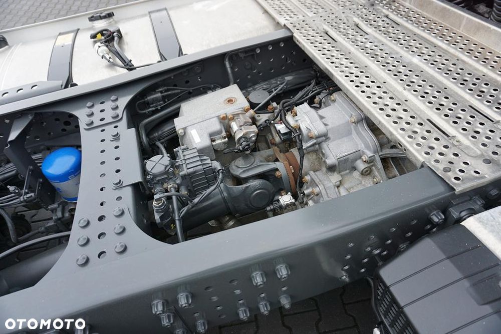 Mercedes-Benz / ACTROS L / 1851 / E 6 / MP 5 / RETARDER / GIGA SPACE - 36