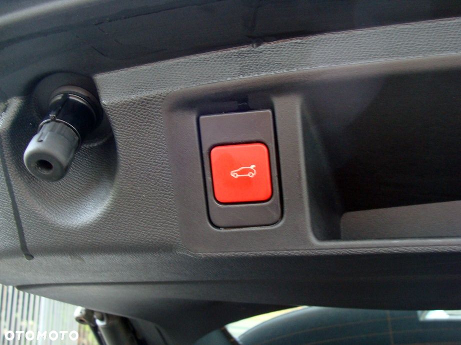 Peugeot 308 1.6 Hybrid PHEV GT EAT8 - 28