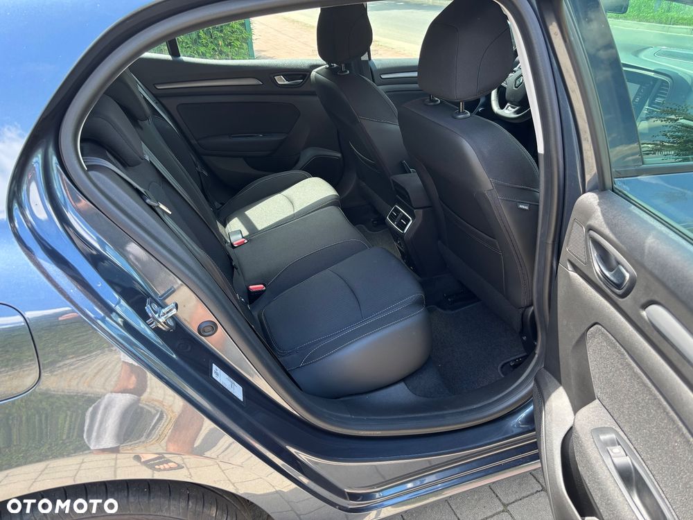 Renault Megane 1.0 TCe Zen - 12